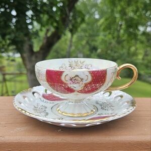 Royal Sealy Fine China Tea Cup & Saucer Iridescent Gold Burgundy & White